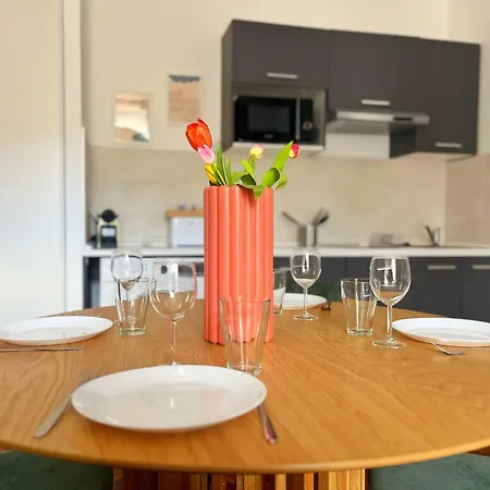 Apartment Le Cellest - Check In H24 - Wifi *